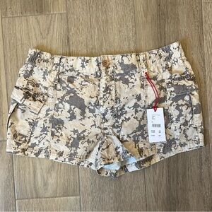 BDG Urban Outfitters Camo Khaki Cargo Shorts NWT
